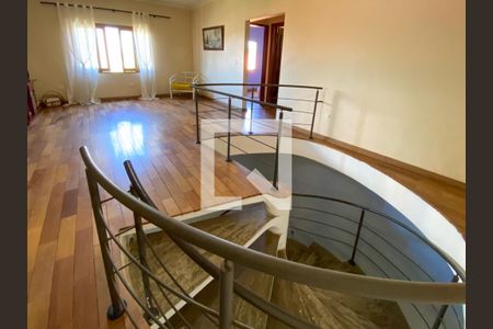 Casa à venda com 609m², 7 quartos e 6 vagas Casa à venda com 609m², 7 quartos e 6 vagasSala