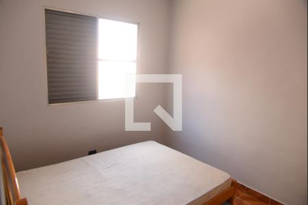 Quarto 1 de apartamento para alugar com 1 quarto, 38m² em Vila Tupi, Praia Grande