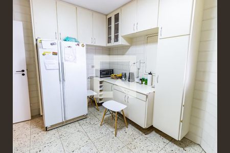 Apartamento à venda com 250m², 3 quartos e 2 vagasCozinha