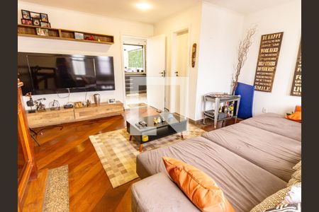 Sala de TV de apartamento à venda com 3 quartos, 250m² em Vila Regente Feijó, São Paulo