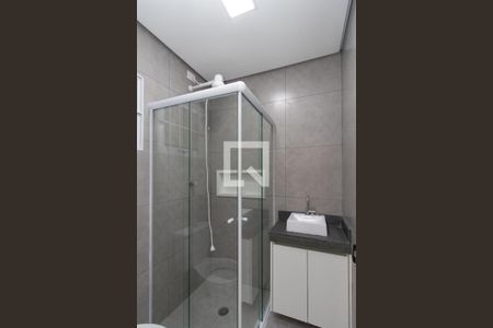 Banheiro de casa para alugar com 1 quarto, 45m² em Vila Gustavo, São Paulo