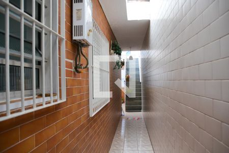 Casa à venda com 200m², 3 quartos e 4 vagas Casa à venda com 200m², 3 quartos e 4 vagasQuintal