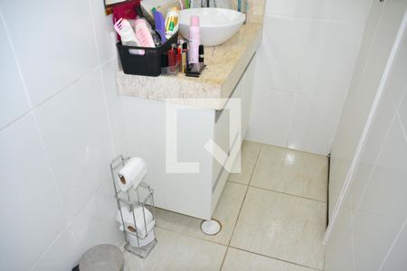 Casa à venda com 200m², 3 quartos e 4 vagas Casa à venda com 200m², 3 quartos e 4 vagasBanheiro Suite