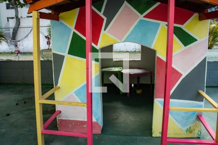 Apartamento à venda com 59m², 2 quartos e 2 vagas Apartamento à venda com 59m², 2 quartos e 2 vagasÁrea comum - Playground