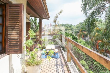 Casa à venda com 450m², 4 quartos e 4 vagasSacada da Suíte 1