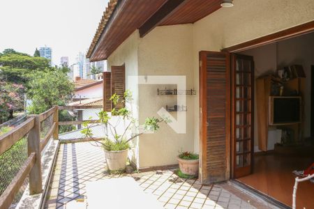 Casa à venda com 450m², 4 quartos e 4 vagasSacada da Suíte 1