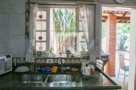 Casa à venda com 450m², 4 quartos e 4 vagasCozinha