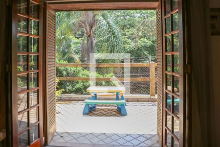 Casa à venda com 450m², 4 quartos e 4 vagasVista da Suíte 1