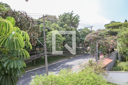 Casa à venda com 450m², 4 quartos e 4 vagasVista da Sacada da Suíte 1