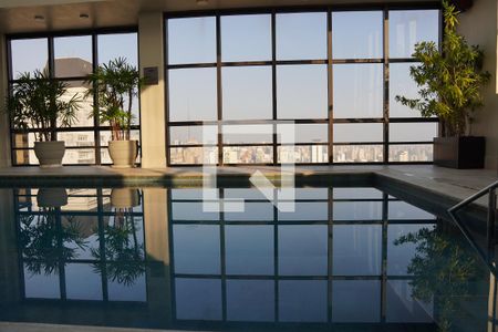 Piscina de apartamento à venda com 2 quartos, 61m² em Cerqueira César, São Paulo