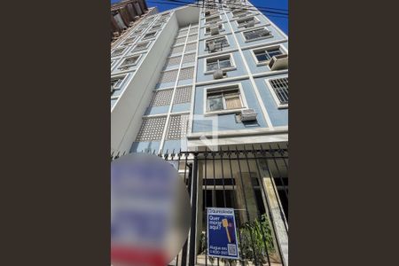 Apartamento para alugar com 55m², 2 quartos e sem vagaFachada
