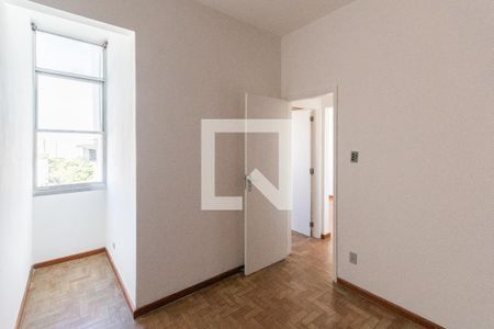 Quarto 2 de apartamento para alugar com 2 quartos, 55m² em Grajaú, Rio de Janeiro
