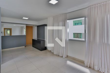 Sala de apartamento à venda com 2 quartos, 68m² em Funcionários, Belo Horizonte