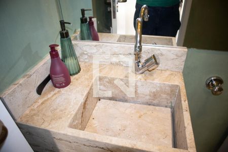 Casa à venda com 100m², 3 quartos e 2 vagasLavabo