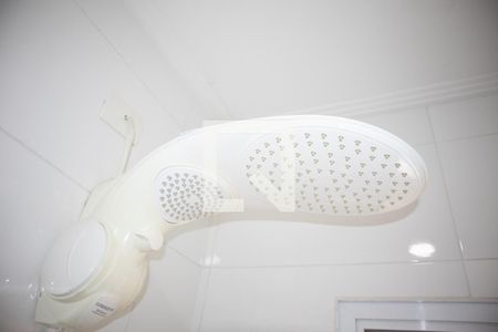 Casa à venda com 100m², 3 quartos e 2 vagasBanheiro do Quarto 1