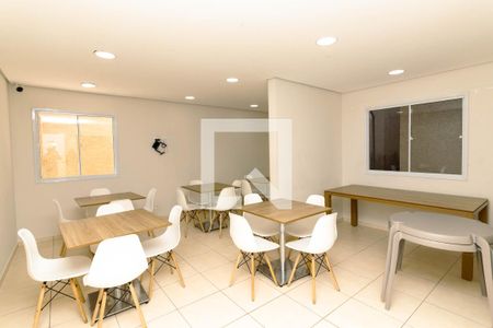 Apartamento à venda com 34m², 2 quartos e sem vagaÁrea comum - Salão de festas