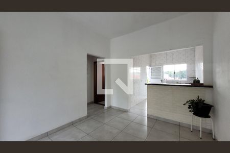Sala de casa para alugar com 3 quartos, 100m² em Vila Industrial, Campinas