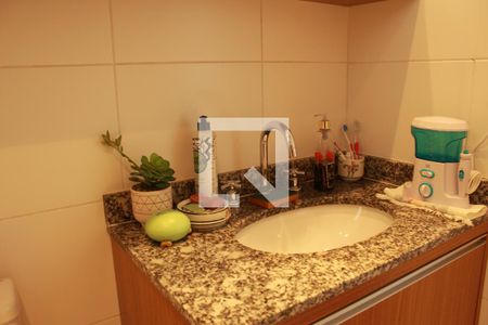 Apartamento à venda com 154m², 4 quartos e 3 vagasBanheiro Quarto 3