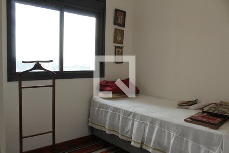 Apartamento à venda com 154m², 4 quartos e 3 vagas Quarto 2