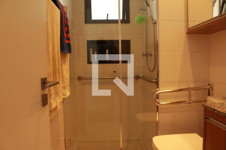 Apartamento à venda com 154m², 4 quartos e 3 vagasBanheiro Quarto 3