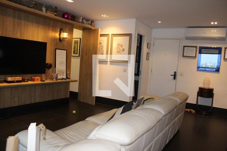 Apartamento à venda com 90m², 2 quartos e 2 vagasSala