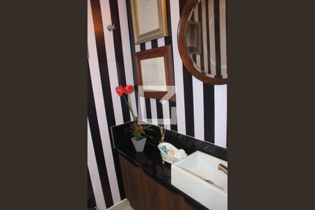 Apartamento à venda com 90m², 2 quartos e 2 vagasLavabo