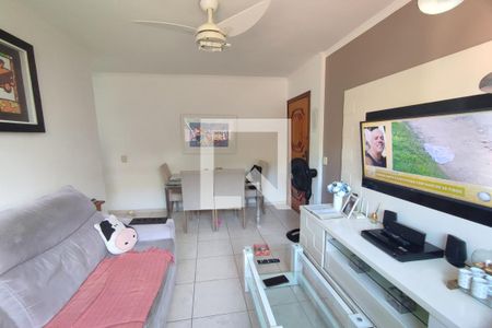 Sala de apartamento para alugar com 3 quartos, 70m² em Taquara, Rio de Janeiro