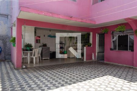 Casa à venda com 332m², 5 quartos e 3 vagasQuintal