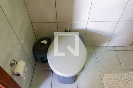 Casa à venda com 332m², 5 quartos e 3 vagasBanheiro da Suíte