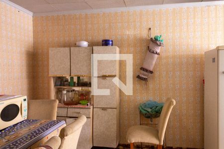 Casa à venda com 332m², 5 quartos e 3 vagasCozinha 2