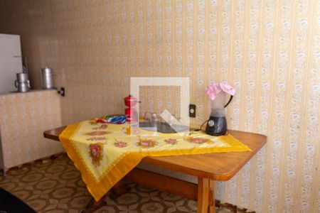 Casa à venda com 332m², 5 quartos e 3 vagasCozinha 2