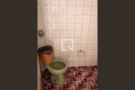 Casa à venda com 332m², 5 quartos e 3 vagasBanheiro 3