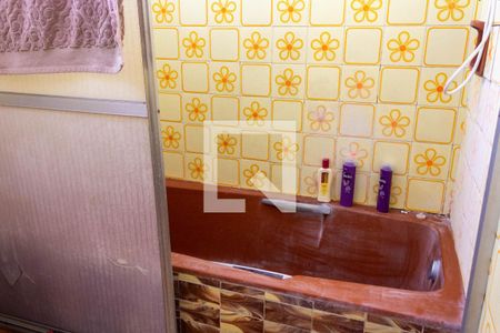 Casa à venda com 332m², 5 quartos e 3 vagasBanheiro 2