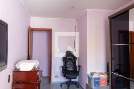 Casa à venda com 332m², 5 quartos e 3 vagasQuarto 2