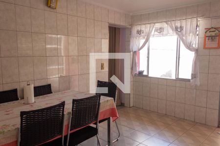 Casa à venda com 332m², 5 quartos e 3 vagasCozinha 1