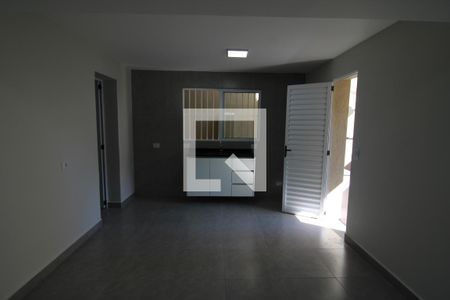 Sala / Cozinha de casa para alugar com 2 quartos, 45m² em Vila Gustavo, São Paulo