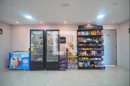 Apartamento para alugar com 49m², 2 quartos e 1 vagamercado