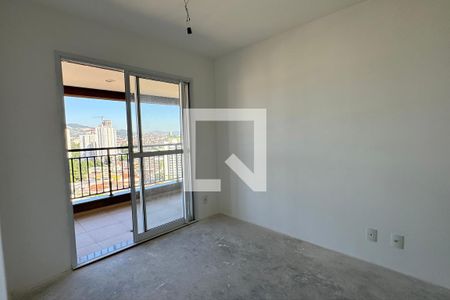 Sala de apartamento à venda com 3 quartos, 76m² em Jardim Tupanci, Barueri