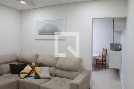Sala de casa à venda com 4 quartos, 220m² em Parque São Jorge, São Paulo