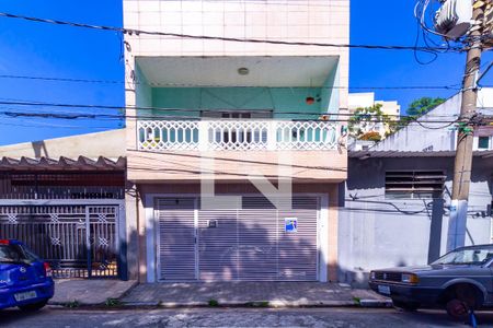 Casa à venda com 300m², 3 quartos e 2 vagasFachada