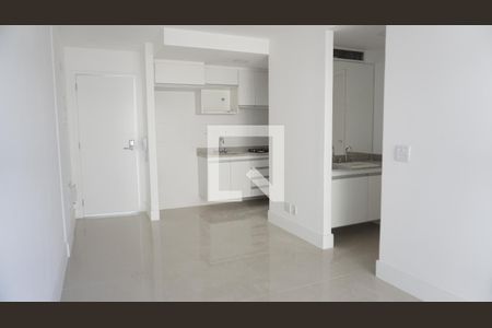 Sala de apartamento para alugar com 1 quarto, 40m² em Freguesia (jacarepaguá), Rio de Janeiro