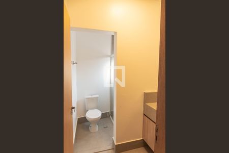 Casa para alugar com 110m², 2 quartos e 1 vaga Casa para alugar com 110m², 2 quartos e 1 vagaBanheiro