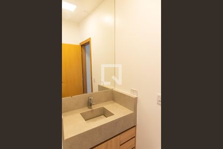 Casa para alugar com 110m², 2 quartos e 1 vaga Casa para alugar com 110m², 2 quartos e 1 vagaBanheiro