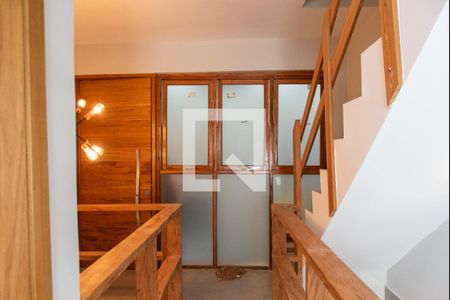 Hall de entrada de casa para alugar com 2 quartos, 110m² em Vila Mariana, São Paulo