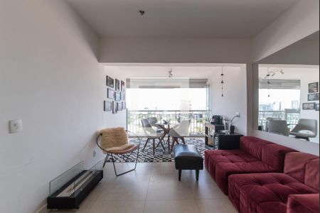 Sala de apartamento à venda com 2 quartos, 75m² em Vila Cordeiro, São Paulo