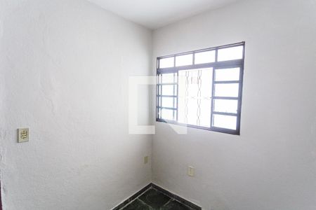 Quarto 2 de kitnet/studio para alugar com 2 quartos, 65m² em Aparecida, Belo Horizonte