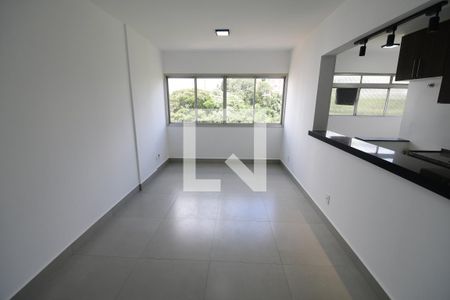 Sala de apartamento à venda com 1 quarto, 54m² em Centro, Campinas