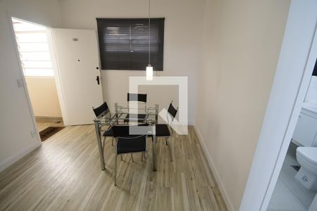 Sala  de apartamento à venda com 1 quarto, 45m² em Botafogo, Campinas