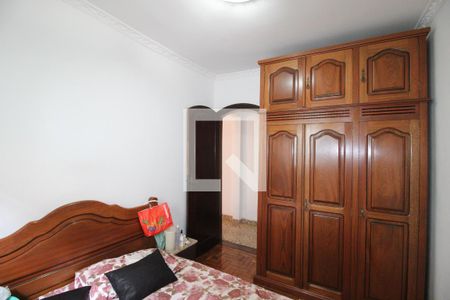 Quarto 1 de casa para alugar com 3 quartos, 230m² em Vila Marieta, São Paulo