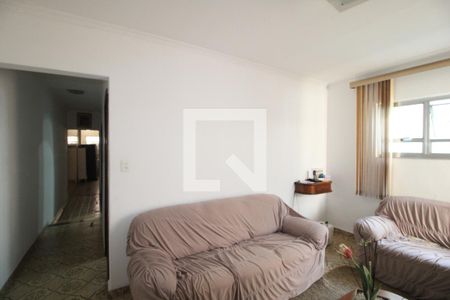 Sala de casa para alugar com 3 quartos, 230m² em Vila Marieta, São Paulo